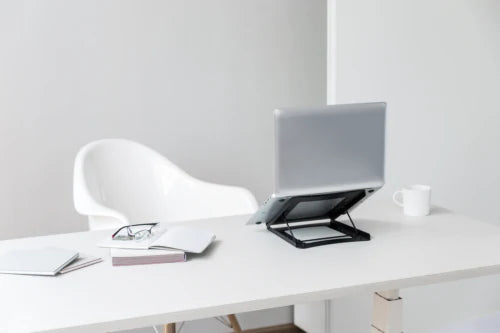 Vikbart stativ i stål för laptop/surfplatta. 5-höjdnivåer, 10-15", svart(ny)